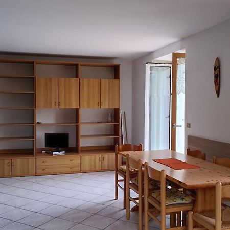 Casa Vacanze Rosa Brez Екстер'єр фото