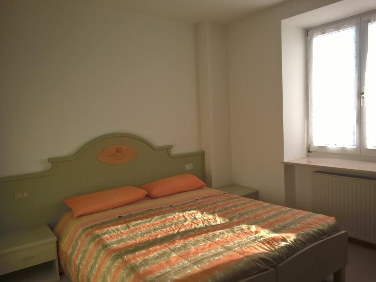 Casa Vacanze Rosa Brez Екстер'єр фото